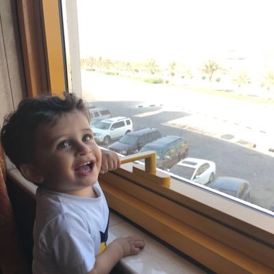 اما تستحي أن تحزن وأمرك بيد الله. أسأل الله لي ولكم الرضا والسعادة...