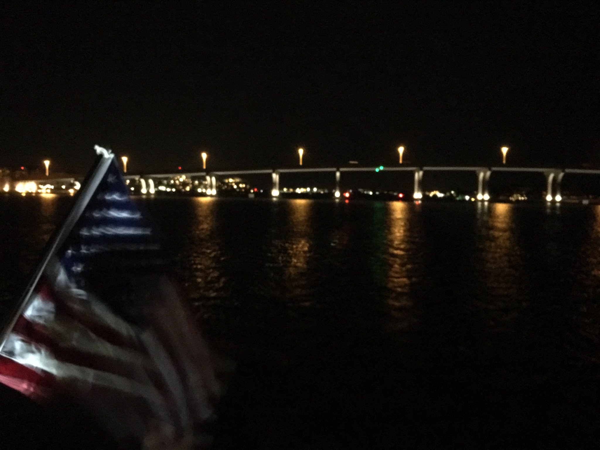 sensemadeeasy's profile picture. 