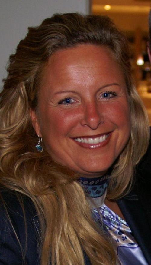 Tarcienne's profile picture. Hedonist * Mother * it Recruiter