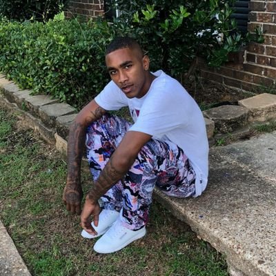 CAN'T FUCK WITH 2 MANY NIGGAS #RIPDOEB #RIPBANKG 448ent 🥣🍚🎒📲🔋🛢💰