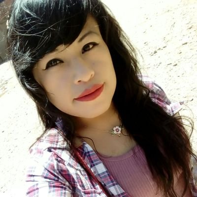 YASHINACR's profile picture. Nadie da de lo que no tiene.
Amor