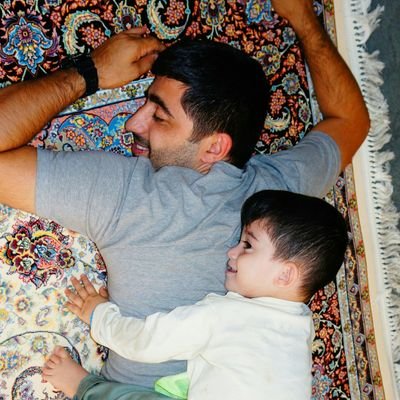 sidiqchiyaiy's profile picture. طراح تولید کننده اکسسوار چرمی ، حسابدار، پدر، دوستدار کتاب، موزیک، سینماوخانواده