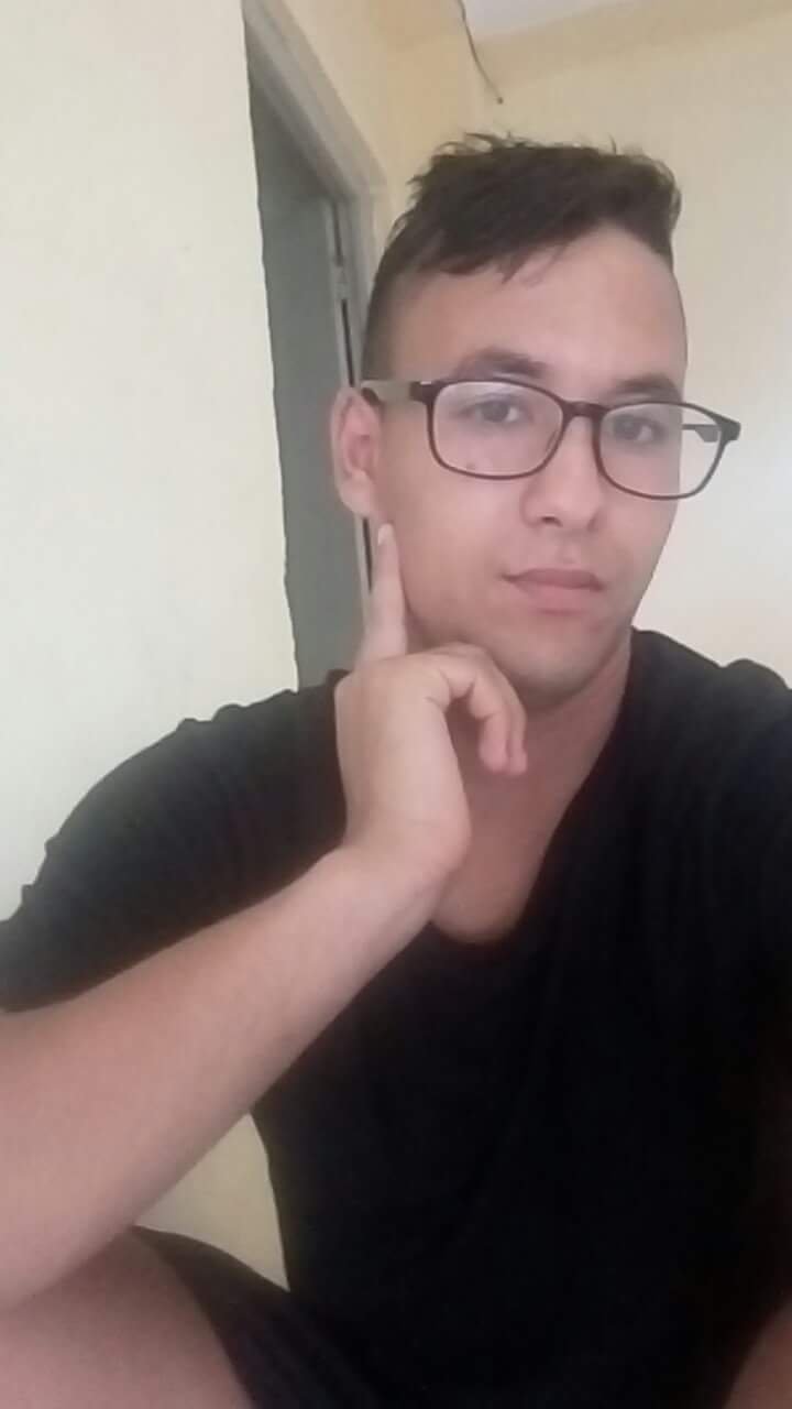 JkHOlnLB82V2ZdK's profile picture. 