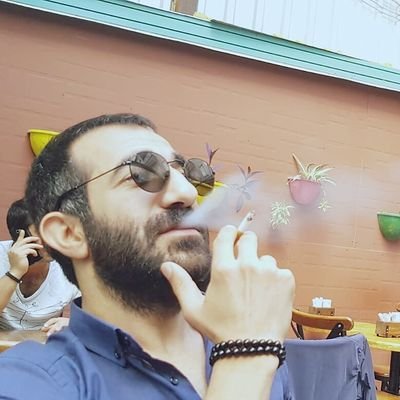 Lalute_'s profile picture. 