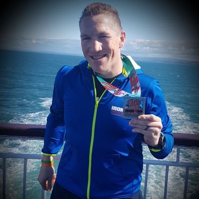 mrdamiencoyle's profile picture. Swimmer 🏊‍♀️Biker🏍️ Runner🏃‍♂️💨 | Dad extraordinaire to Bobby & Charlie,my little tornadoes👬 | Married to @fleecing the real superhero 💪❤️ #COYG 🔴⚪️🔴⚪️