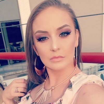 karaleenails's profile picture. published nail artist