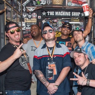 Est. 2003 / Hip Hop and Southern Rock with a little Country / Over ONE BILLION streams / BUSINESS INQUIRES jawgaboyz@live.com