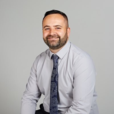 AllanLloyd20's profile picture. Father of two, husband of one, first class degree in English Literature, Pastoral Officer and a huge Leeds United and Dallas Cowboys and fan!