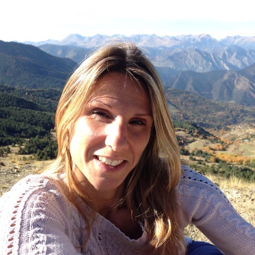 GorettiHernand9's profile picture. Licenciada en Humanidades y profesora de Ciencias Sociales.