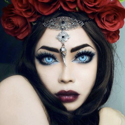 Shadows you fear, the death that stalks you, everyday of the year, care to feed my beast? •RP 25+ NSFW•DarkSL #WickedVixen