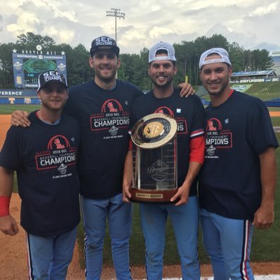 | Ole Miss Baseball #28 | #HottyToddy ⚾️⚡️#FWF#WTD⚡️