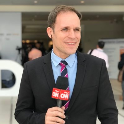 Periodista, productor y reportero donde haga falta 
Conductor y corresponsal de CNN en español @CNNEE