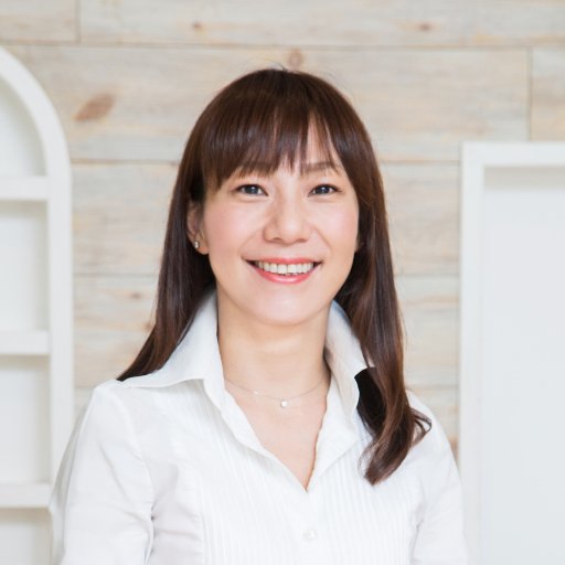 算数教育家、中学受験カウンセラー、(株)アートオブエデュケーション代表取締役。 気象予報士。算数指導をはじめ、セミナー、執筆、YouTube、Voicyなど多岐に渡って中学受験情報を発信しています。著書は20冊以上、現在も朝日小学生新聞、日本経済新聞、AERA with Kids等で連載を担当しています。