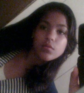 Déborah A. Braga Alves Ferraz ...amo Chocolate Branco ,happyrock,Roxo,Restart,Pelu,Deus,Amigos(as),Sol,Outubro...