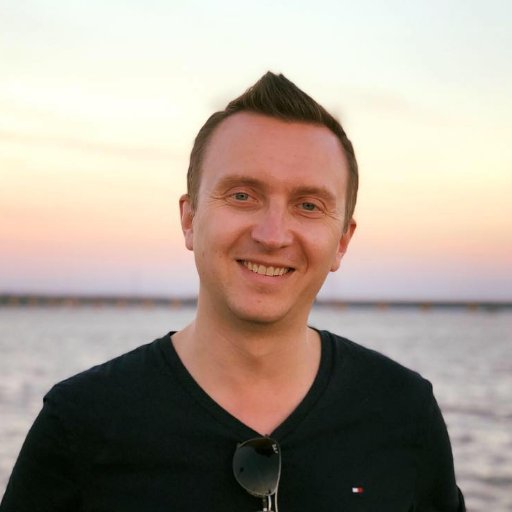 SaaS Growth Marketer. SaaS Founder. HubSpot Partner. Podcast host. Public Speaker. Advisory Board Member. Dad.