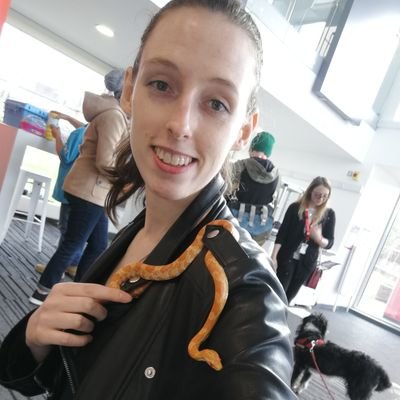 iivy_iivy's profile picture. My personal account.