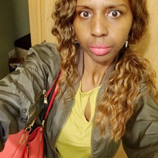 Frederica2014's profile picture. ▪Frederica▪Mom▪︎Wife~ ~Blogger~Vlogger~Podcaster~ Queen of Shazams😂 For my @shazam music 🎶 🎵 ♥️ playlists!