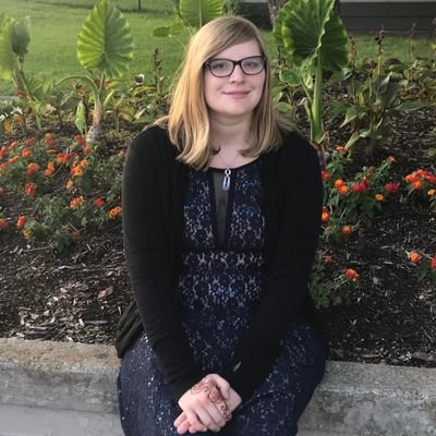 karbearholmes's profile picture. peace✌️ love and cats