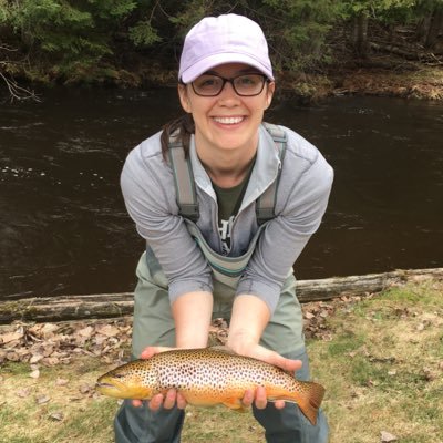 Stream ecologist turned marine biologist •
PhD Student @UWAoceans • 
she/her • 

I mostly just retweet pictures of darters