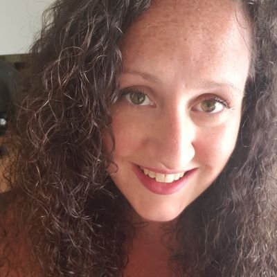 ASosely's profile picture. 🙋👨‍👩‍👧‍👦🐶🐶💨♎🌻