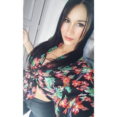 merlind33672403's profile picture. I would like to meet a nice caring love,respectful,kind,hard working and serious minded.I am not looking for a jerk or someone who doesn't know what he wants.