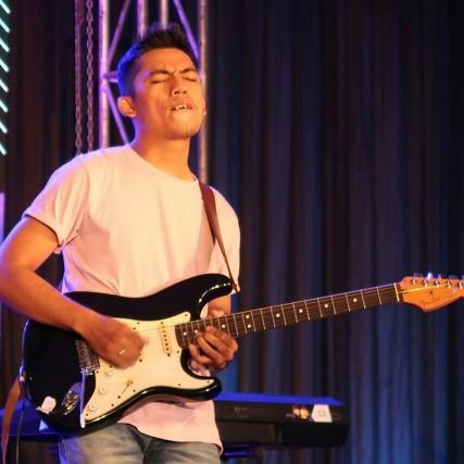 Musician, Session Player
IG: https://t.co/UBgLNMe0kT
contact me: bluesrdamaitumanggor@gmail.com