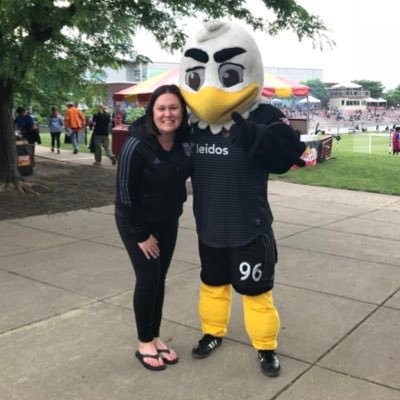 JoyWizziwa's profile picture. Office Ninja, Footie Fangirl, Pantser Writer, Diavista (Snarky Girl with Type 1 Diabetes), Cancer Hater (fuels the office ninja), and Gym Rat.