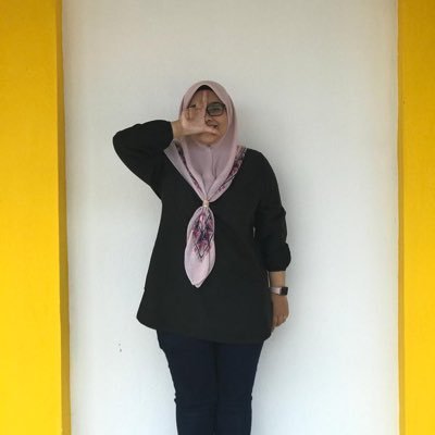 Angan-angan itu percuma.