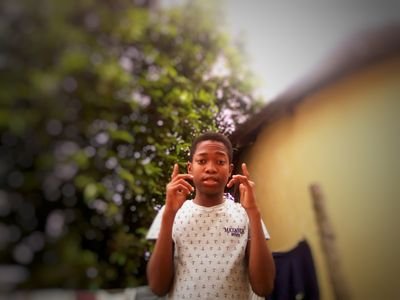 Mvelo89656465's profile picture. Trapper|Rapper|Muziq producer |Dancer| https://t.co/WTwy7ADQNZ