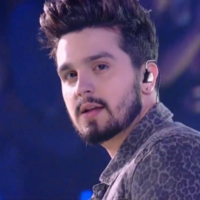 FCO Luan Santana Meu amor S2 Seguido pelo próprio cantor 13.07.2011