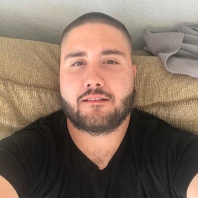independent.Straight-male.bilingual.Aquarius.🇲🇽🇺🇸 businessman for Twitter
