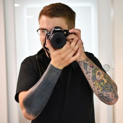 trsh_vgn's profile picture. I like my girlfriend, my dogs, my car and my job.