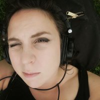 Dr Claire Albrecht (@brekfast_) Twitter profile photo