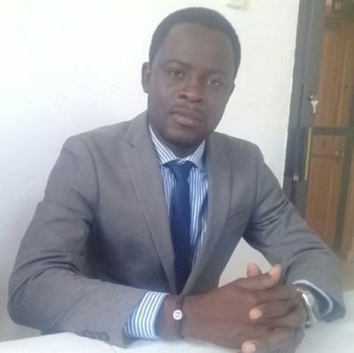 Avocat au barreau des Gonaives / Maître en éducation.