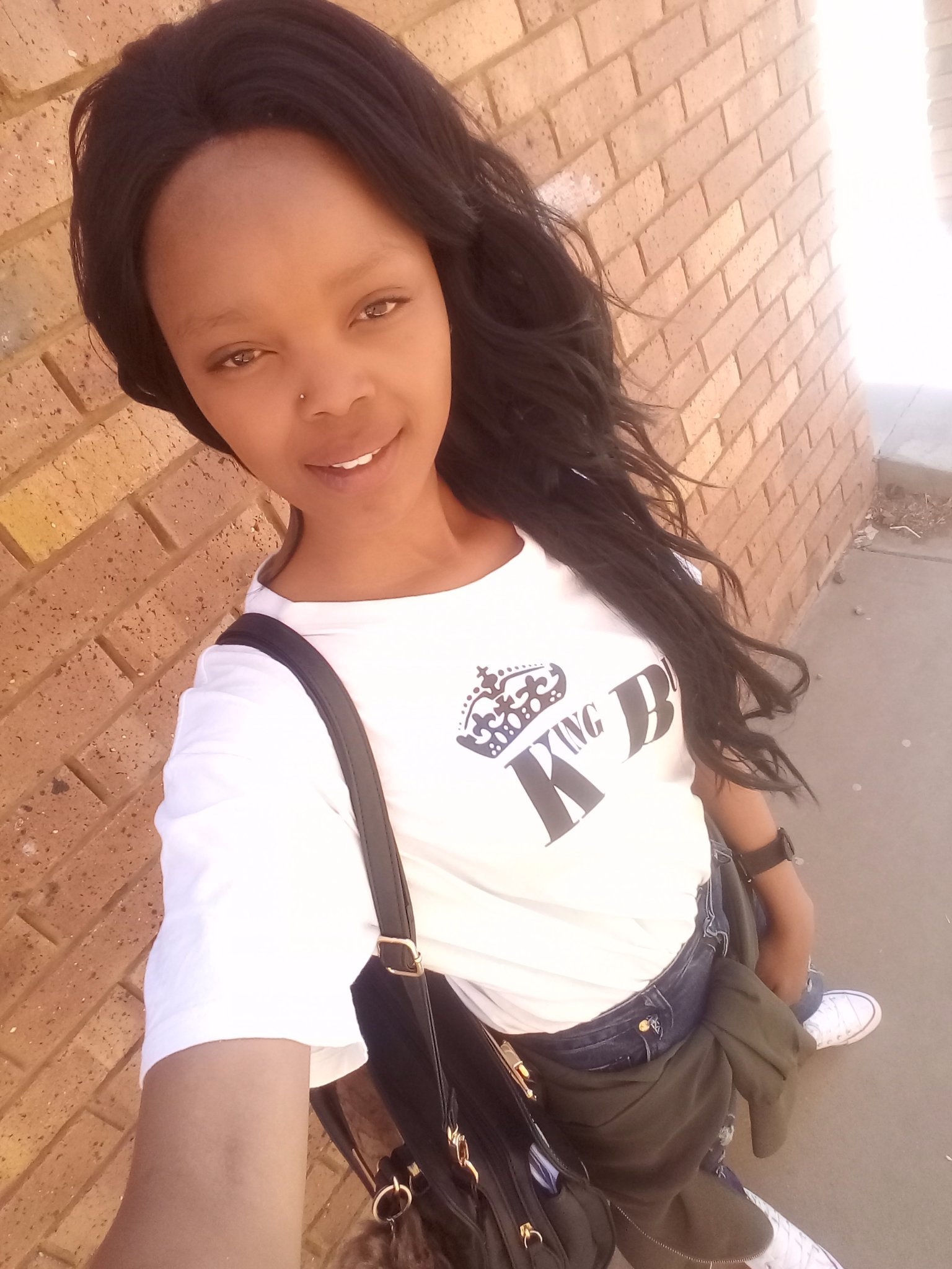 👑 Queen, Remember YOLO? 😂That's Still Ma Motto
Wake Up 😴
Pray🙏
Crown Up 👍