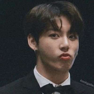 hayatın acımazsız olduğunu bts türkiyeye sadece aktarmayla geldiğinde öğrendim