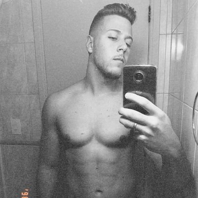 19, Carioca.
Facebook: Matheus Aguiar
Snap: vivaz_aguiar
Instagram: vivaz_matheus