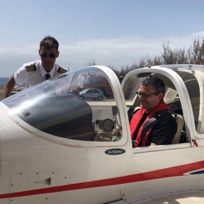 Apasionado de la tecnología, inquieto, espacio y aerotrastorno severos. Piloto Privado sacado en  @Canaviapilotos. Spotter aficionado a ratos 🛩️📷🔭