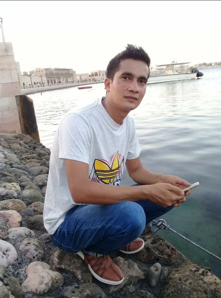 Prakash04123886's profile picture. 