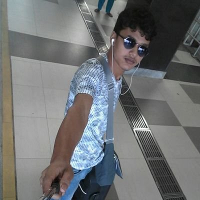 crestha_rabin's profile picture.
