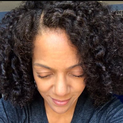 Monamyers5's profile picture. Go confidently in the direction of your dreams. Live the life you have imagined..., Henry David Thoreau