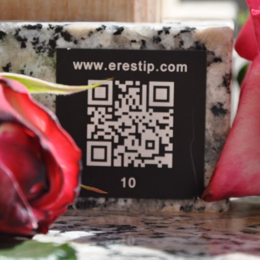 Create an e-memorial, pay tribute to those who are dear to you
Site où l’on crée un mémorial en l’honneur des proches disparus.  #décès#deuil#memorial#souvenirs