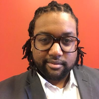 Branding & Marketing Communications Consultant, Andrea Lee's Fiance, Yogi, Vegan, HBO & Netflix lover, Djembe Drummer. All around easy going and fun guy ;)