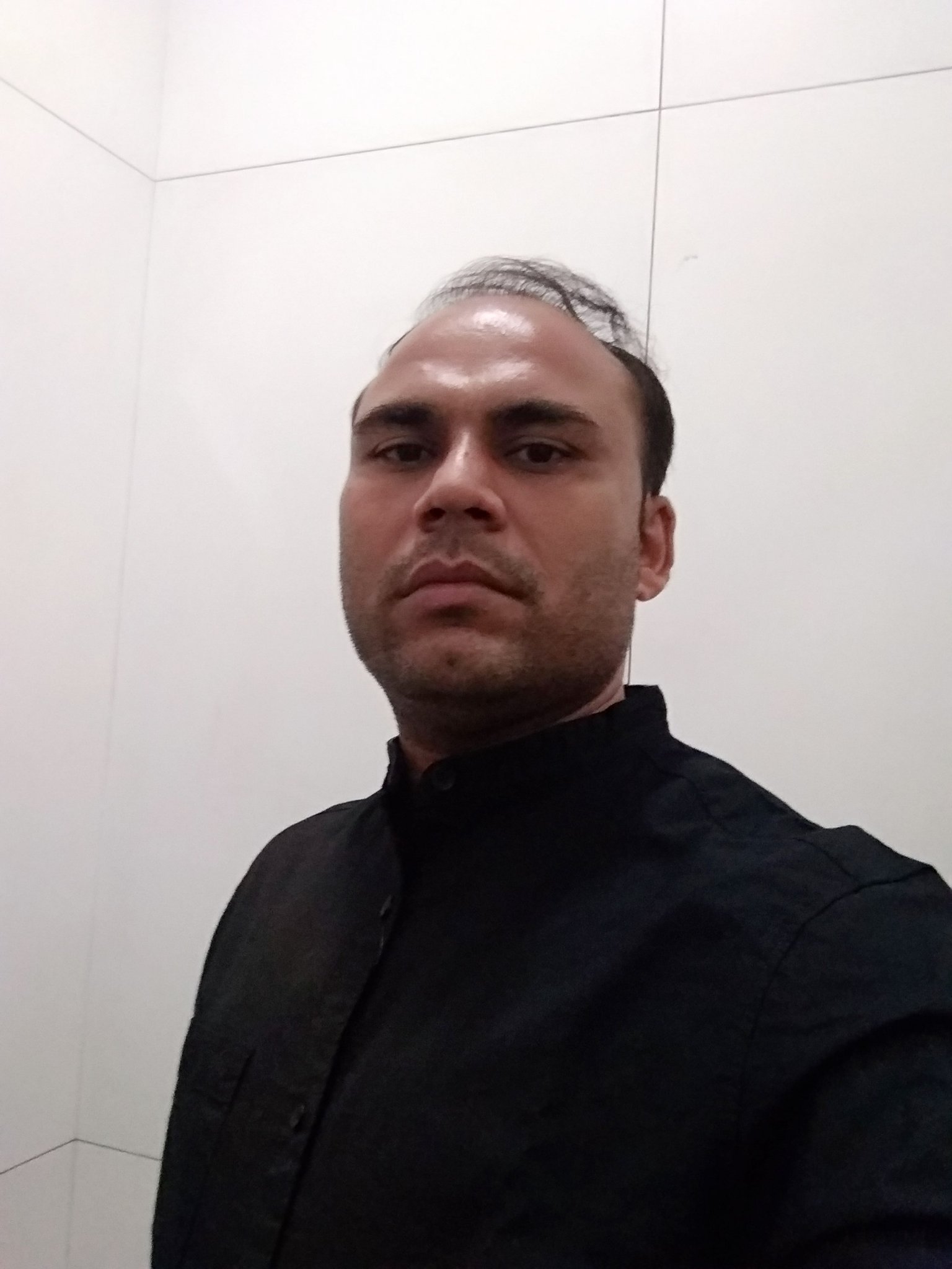 gaurshitanshu's profile picture. Practicing Advocate in Delhi High Court.....