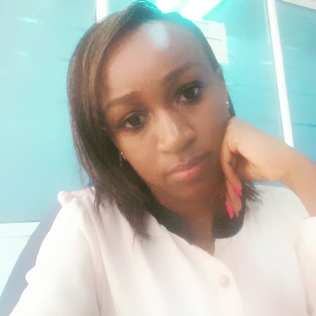 aginaivy's profile picture. 