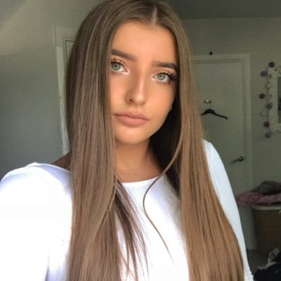 EdenMooree's profile picture. snapchat: edenmooree