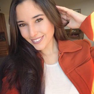 Varona angeline Angie Varona: