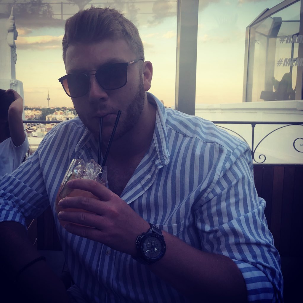 Muss96's profile picture. Be sure to know... I have an opinion on just about EVERYTHING!
