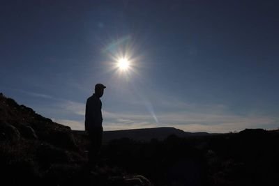 oneneverknew's profile picture. phd english. sessional u of r/campion/luther

(he/him)