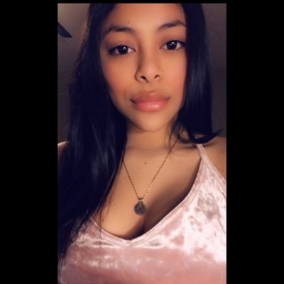 xoxoalicia23's profile picture. Feed me and tell me I’m pretty 💋